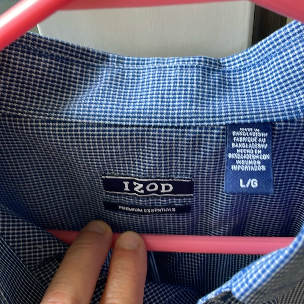 Like new men’s long sleeve button down